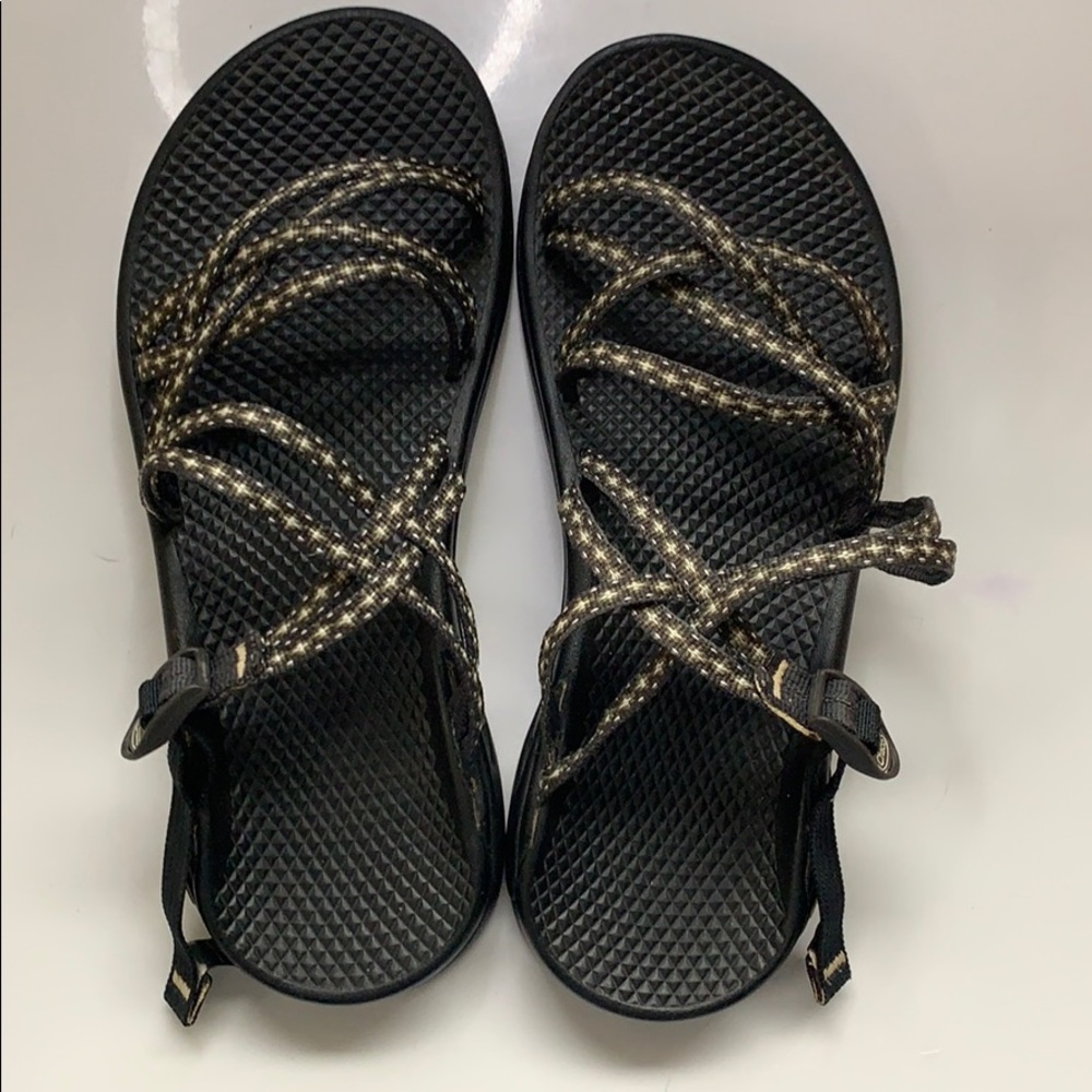 CHACO SANDALS